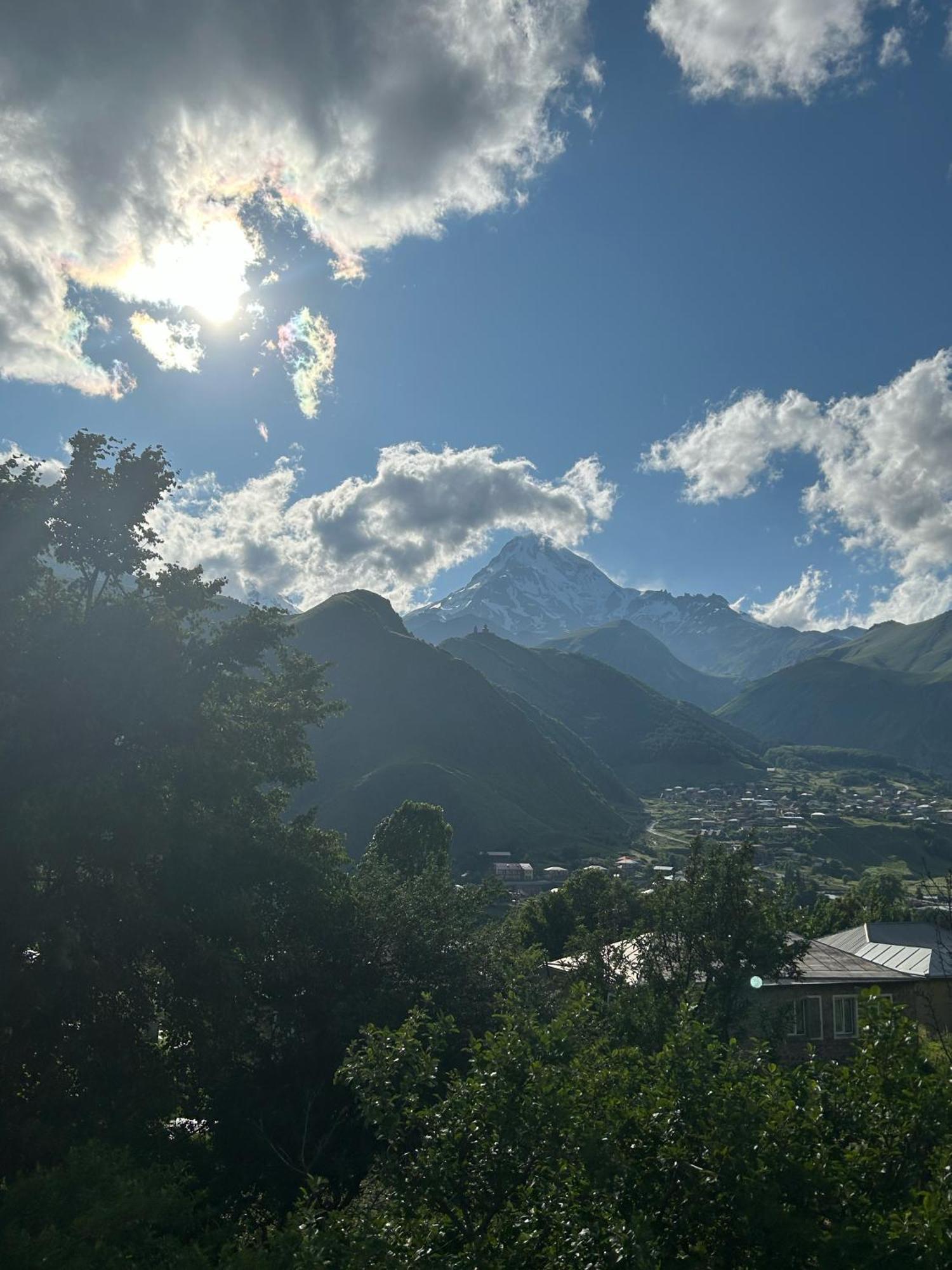 Bed and Breakfast Mountain Heart Kazbegi Exterior foto